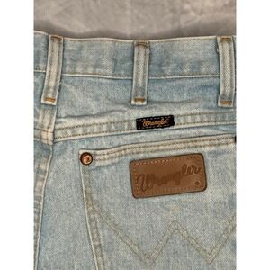 Wrangler 13MWSPI Light Wash Denim Cutoff Shorts High Rise 26 Waist